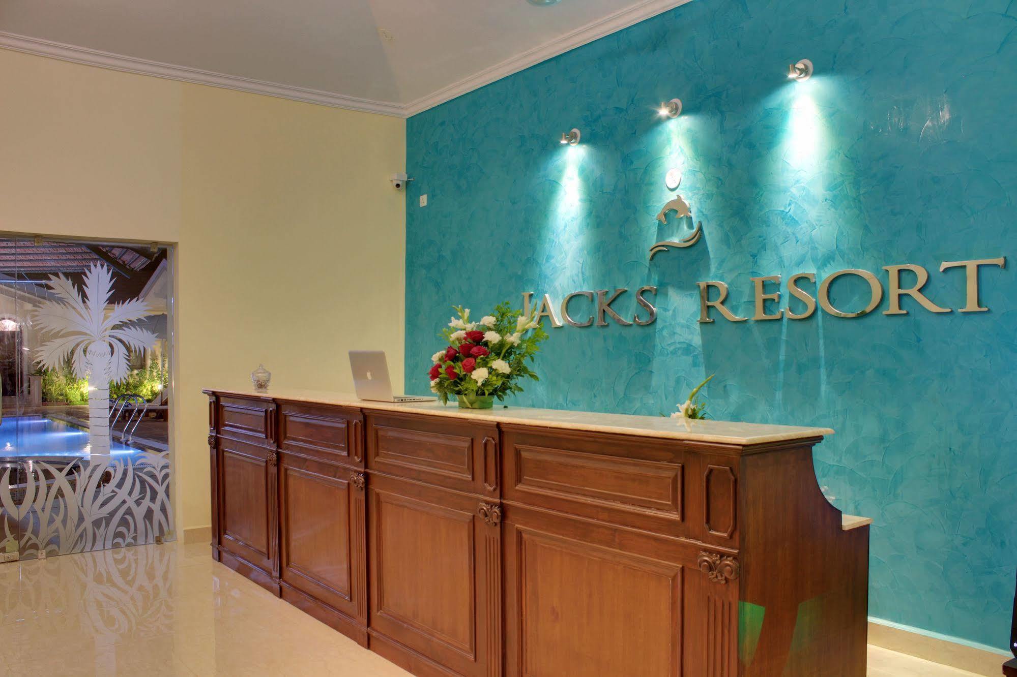 Jacks Resort Vagator Exteriör bild